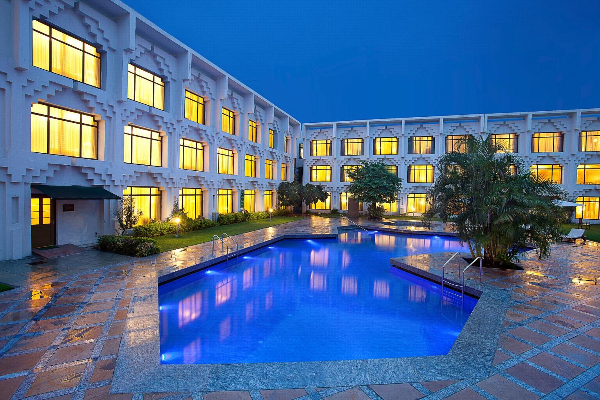 Welcomhotel By Itc Hotels, Alkapuri, Vadodara Exterior photo